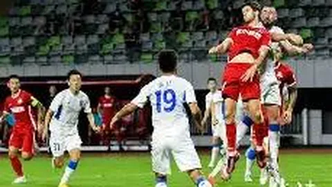 皇马新阵容大揭秘：贝林厄姆缺席，姆巴佩与维尼修斯能否担纲扭转战局？